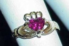 10K .33CT Ruby Irish Claddagh Heart Ring Size 3 Yellow Gold Pinky Ring - £200.95 GBP