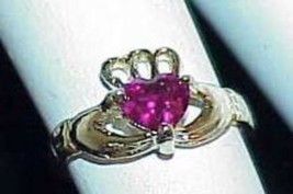 10K .33CT RUBY IRISH CLADDAGH HEART RING SIZE 3 Yellow Gold Pinky ring - $247.49