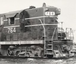 Seaboard Coast Line Railroad SCL #764 GP-7 Electromotive Train Photo Atlanta GA - £7.44 GBP