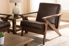 Netherlands Walnut Wood Dark Brown Distressed Faux Leather Lounge Chair - $6,781.55 MXN