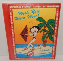 Vintage Universal Studios Betty Boop Souvenir Photo Picture album Red Green - $49.45