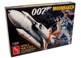 AMT James Bond 007 Moonraker Space Shuttle W/Boosters 1:200 Scale Model Kit 1208 - £21.18 GBP