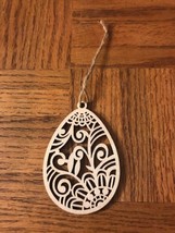 Christmas Egg Ornament - $302.02 MXN