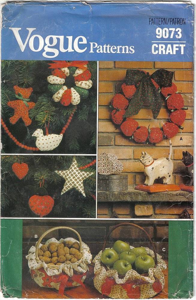 Vogue Craft Pattern 9073 / 609 Christmas Decor Ornaments Basket Covers Uncut - $5.99