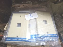 QTY--10  SINGLE PORT 1-PORT IVORY FACEPLATE  TA-1111IV DYNAFLEX  10pcs - $8.55