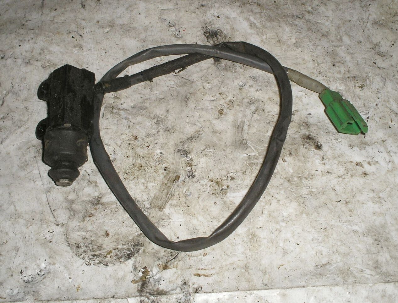 1990 Honda CBR 600 F Rear Brake Light Switch - $3.88