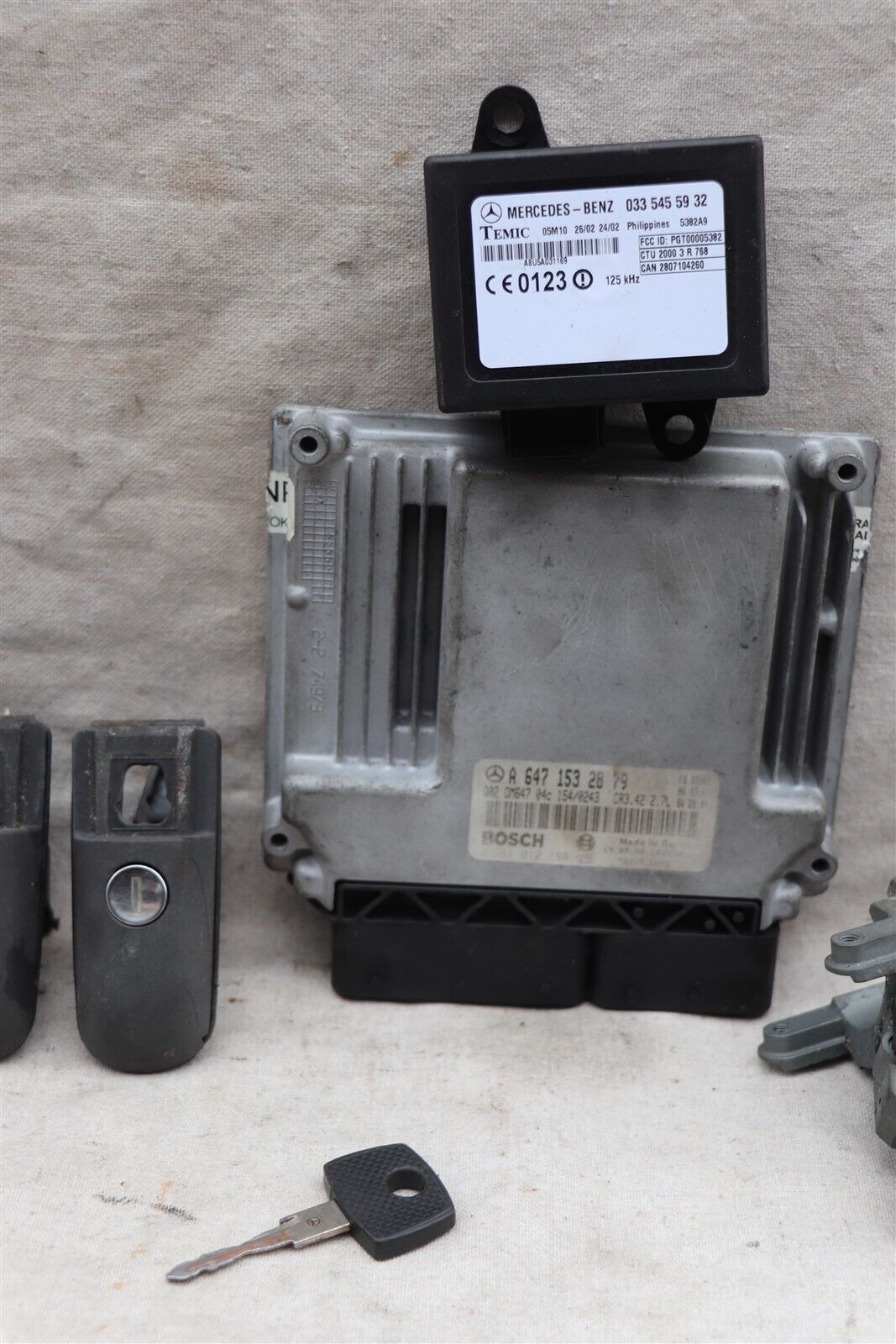 0506 Mercedes Dodge Sprinter Ignition Switch Skreem Doors Locks Key