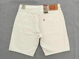 Levis Red Tab 501 Mens 36 Off-White Hemmed 9&quot; Denim Jean Shorts - $786.92 MXN