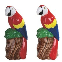 Scarlet Macaw 65053 Parrot Ceramic Salt and Pepper Shaker Set 4.5&quot; H - £17.93 GBP