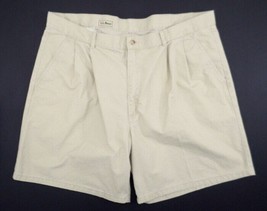 Vintage 80&#39;s/90&#39;s LL Bean Men’s Casual Walking Shorts 38 Beige Pleated Front - £13.45 GBP