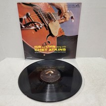 Hum And Strum Along With CHET ATKINS LP RCA Victor LPM-2025 Record - TESTED - $5.75