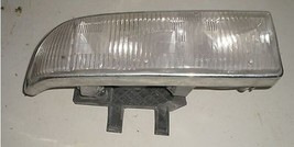 2001 Chevrolet Blazer S10 Right Headlight - $13.88