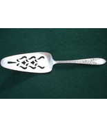 National Silver Pie Cake Server ROSE LEAF SILVERPLATE Shower Holiday Par... - $13.72 CAD