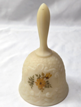 Vintage FENTON 6&quot; Basketweave Bell DAISIES ON CAMEO - Hand Painted By Ki... - $25.82 CAD