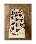  Mickey/Minnie Happy Easter Oven Mitt &amp; Kichen Towel Combo - $21.57 CAD