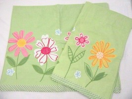 Pottery Barn Kids Daisy Garden Embroidered Green 2-PC 44 x 18 Lined Valances - £25.28 GBP