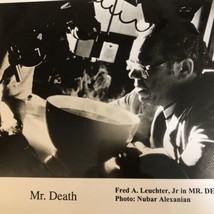 Mr Death 8x10 Photo Picture Fred A Leuchter Jr - $8.90