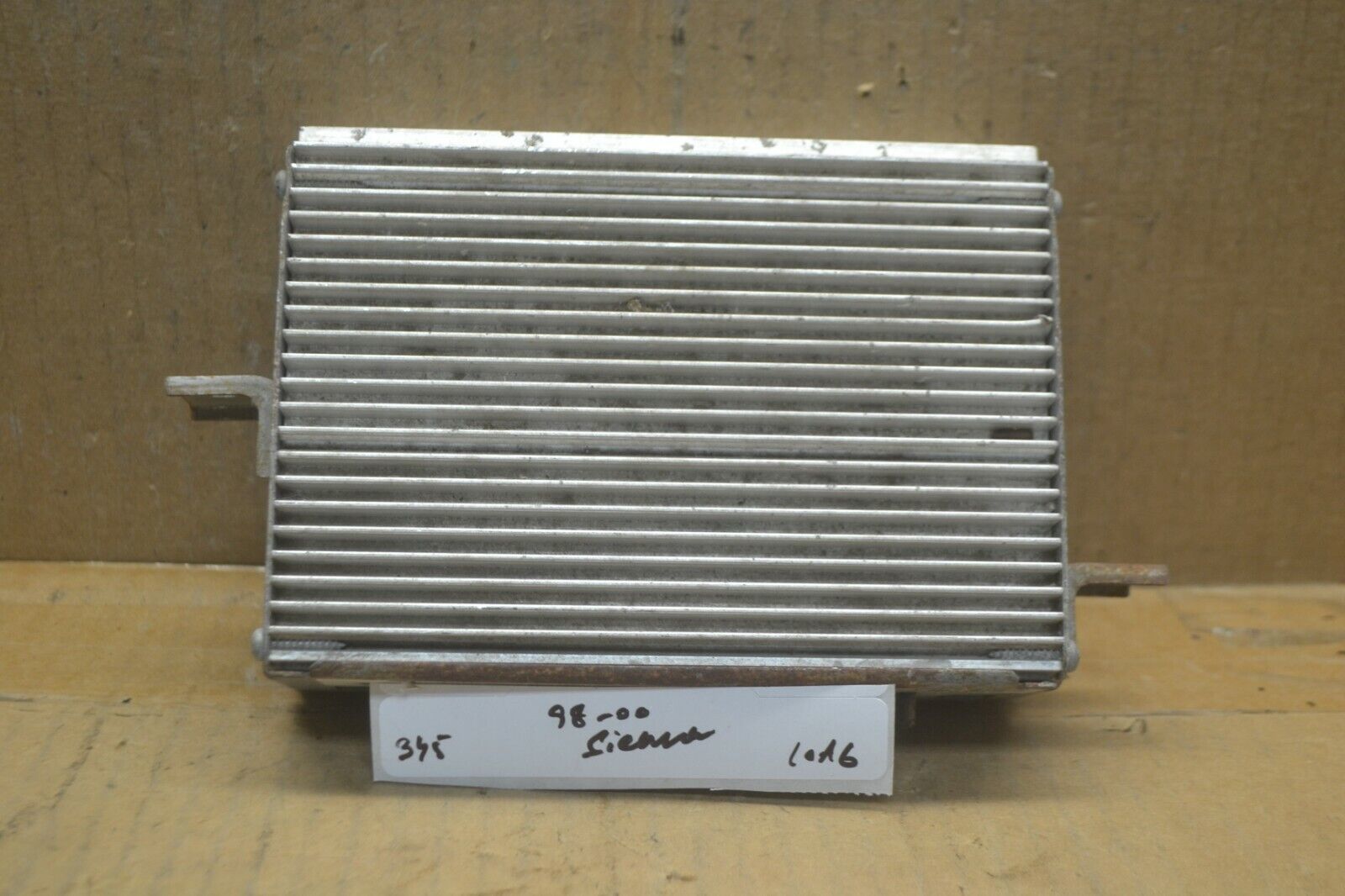 98-00 Toyota Sienna Stereo Radio Amplifier Unit Amp 8628008010 Modul 345... - $8.99