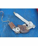 1977 COUGAR RIGHT DOOR WINDOW REGULATOR &amp; LIFT MOTOR OEM USED ORIG MERCU... - $4,158.32 MXN