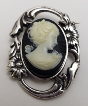 Vintage Jezlaine 925 Sterling Silver Brooch Pin White Black Cameo Floral Signed - £48.19 GBP