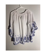 Multiples White &amp; Blue Embroidered Peasant Blouse – Size Small - $311.49 MXN
