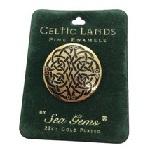 Vintage Brooch Celtic Knot Sea Gems Round 22 ct gold Plated enamel signed - £11.86 GBP