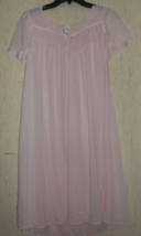 Excellent Womens Miss Elaine Essentials Light Pink Nylon Nightgown Size S - £21.89 GBP