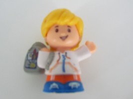 Fisher Price Little People 2016 School Boy Blond Backpack Eddie C252 - £7.34 GBP