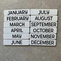 Melissa &amp; Doug Magnetic Daily Monthly Calendar Months Replacement Pieces... - $258.30 MXN