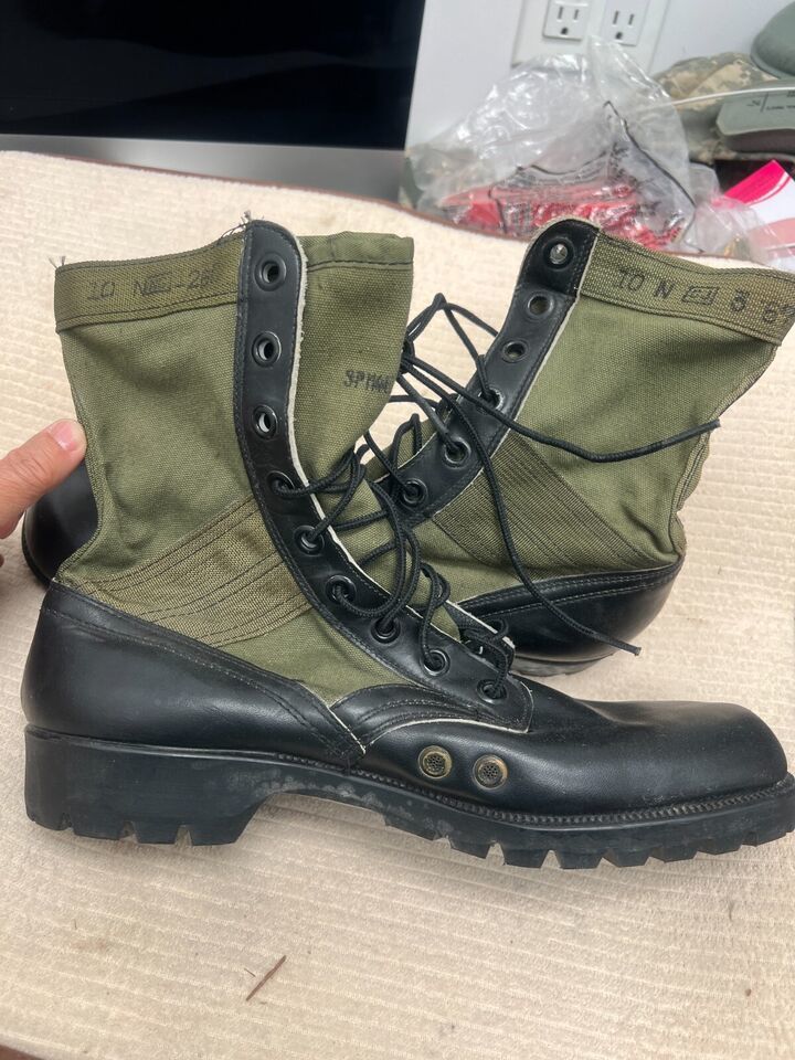 NEW 1967 US ARMY VIETNAM WAR ERA JUNGLE BOOTS - SIZE 10N - $257.13