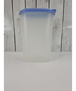 Vintage Tupperware Pitcher #2009B with Blue Lid Oval 64 oz. Refrigerator... - $282.73 MXN