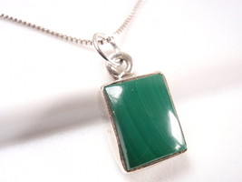 Small Malachite Simple Rectangle 925 Sterling Silver Necklace New 749p - £14.46 GBP