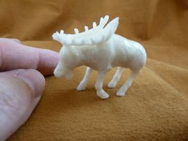 tb-elk-6 little white buck Elk Tagua NUT palm figurine Bali Moose Wapiti - €52,51 EUR
