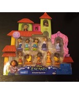 Disney&#39;s Encanto 2021 Exclusive Toy Mi Familia Figure Set w/12 Figures C... - £5.46 GBP