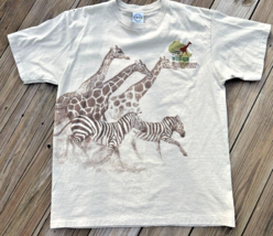 Vintage Single Stitch Busch Gardens Giraffe Zebra Beige Shirt USA Made S... - £11.20 GBP