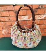 Chateau Purse Floral Patten Wood Bead Accent Cloth Handle - $18.70