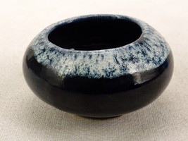 Van Briggle Pottery Miniature Pot, Dark Cobalt Blue, Lava Drip Glaze, Signed - £53.90 GBP