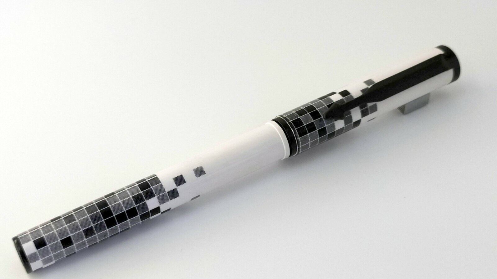 Parker Beta Special Edition BallPoint Pen Ballpen Ball pen Cubes Black n... - $11.99