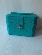 Teal 5 Layer Jewelry  Box For Bracelets  Rings And Earrings. - $519.54 MXN
