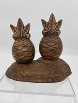 VTG Ceramic Treasure Craft Hawaii Pineapple Souvenir Salt Pepper Shaker Set - £9.63 GBP