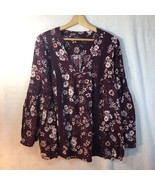 Torrid Size 0 Burgundy Floral V-Neck Top with Tatted Trim Shirt Rayon - £23.38 GBP