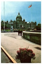 Lot 2 Parliament Buildings Victoria BC Canada Postcard - £9.28 GBP