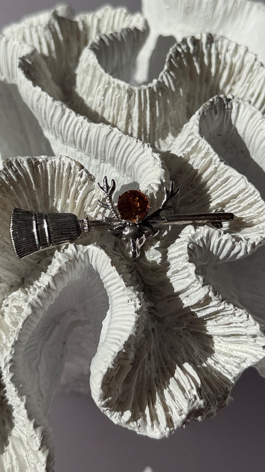 925 Sterling Silver Orange Citrine Deer Brooch Item image 6