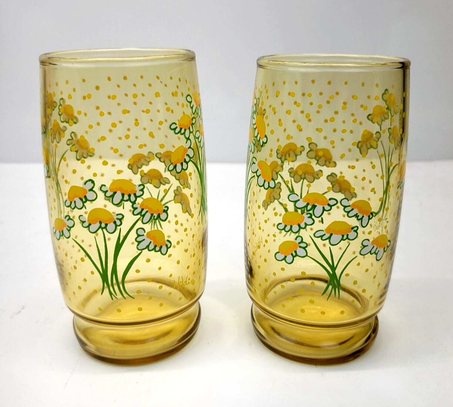 Primary image for Vintage Anchor Hocking Hildi Amber Glasses Daisy Chamomile Flowers Set of 2