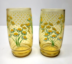 Vintage Anchor Hocking Hildi Amber Glasses Daisy Chamomile Flowers Set of 2 - £13.53 GBP