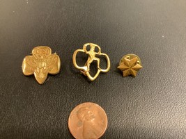 Girl Scout Brownie Pin Lot - £7.34 GBP