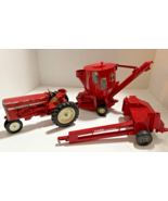 Vintage 3pc Red Farm Tractor ERTL Co International Die Cast Metal Toy USA - €47,98 EUR