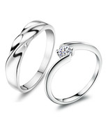 Name Engraved Curved Silver His and Hers Engagement Rings - €31,98 EUR
