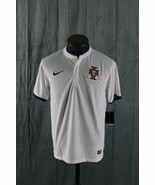 Team Portugal Jersey (Retro) - 2014 Home Jersey - Men&#39;s Large - $128.83 CAD