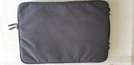 Lenovo Water Resistance Zip Sleeve for Laptops /Notebook/ Tablets 14 &quot; -... - $216.28 MXN